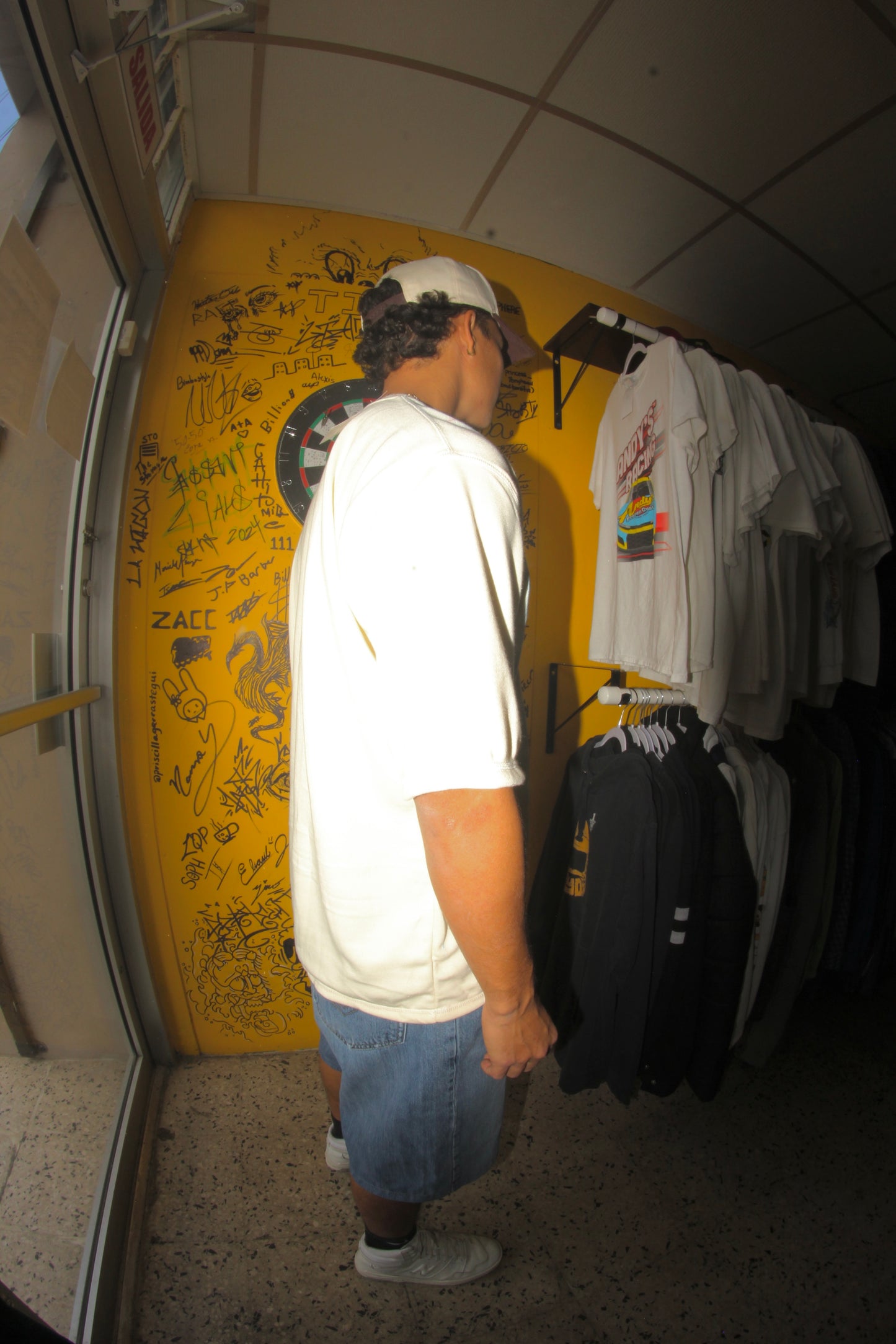 Essentzial WIndows Custom tee